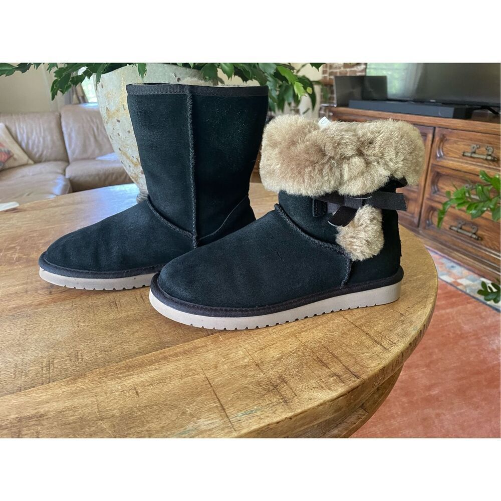 KOOLABURRA By UGG Victoria Tall Shearling Boots Black Bows Sz 6 US